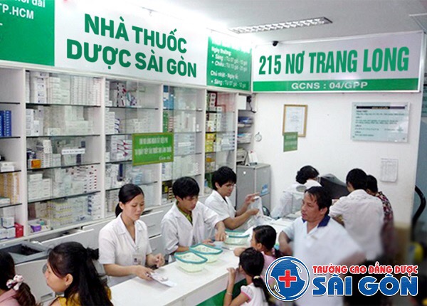 Dược sĩ Sài Gòn khuyến cáo tránh sử dụng chung Dextromethorphan và Acetylcystein