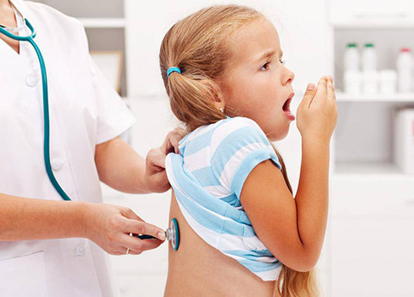 Tìm hiểu về bệnh viêm phế quản thở khò khè ở trẻ nhỏ