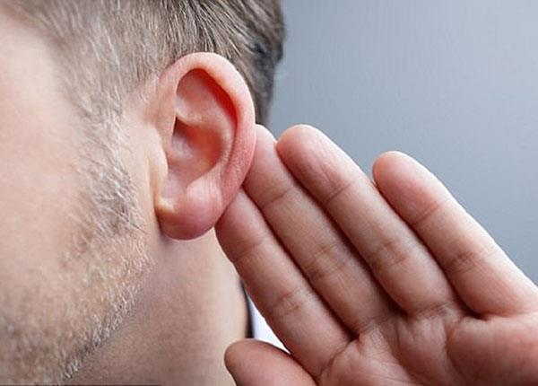 Có những nguyên nhân nào gây suy giảm thính giác?