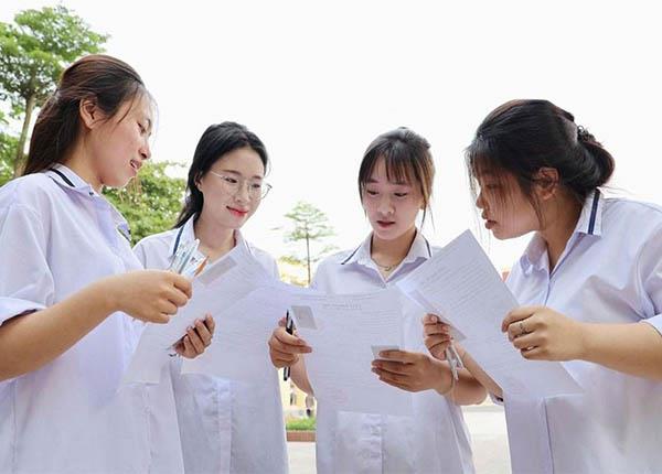Điểm chuẩn đại học năm 2026 biến động theo nhiều yếu tố tuyển sinh và phổ điểm mới
