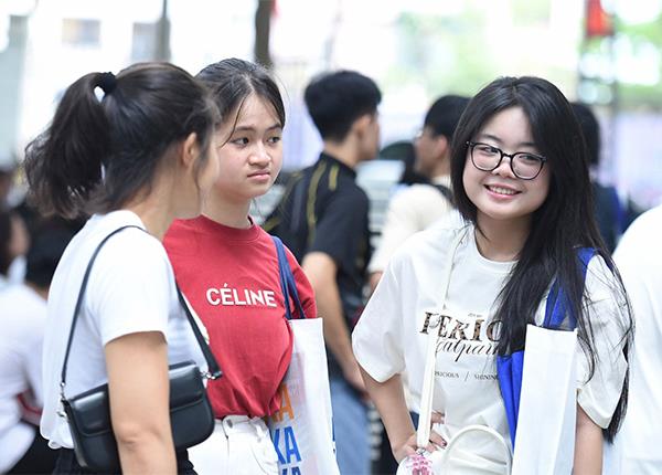 Điểm chuẩn đại học năm 2026 phân hóa rõ giữa các nhóm ngành