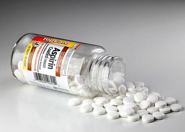 Dược sĩ Trường Cao Đẳng Dược Sài Gòn hướng dẫn sử dụng Aspirin an toàn đúng cách