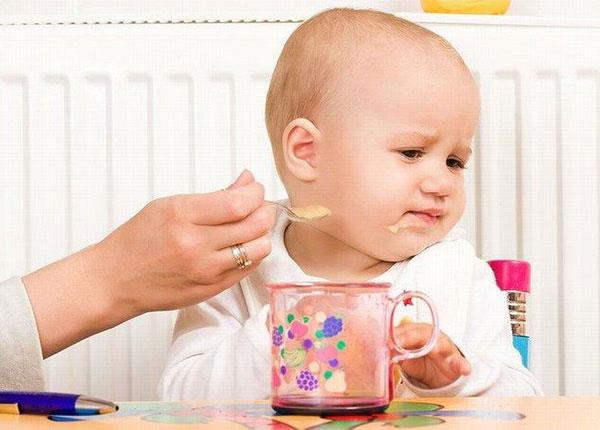 Nguyên nhân và cách khắc phục biếng ăn ở trẻ em