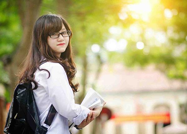 Sinh viên Trường Cao Đẳng Dược Sài Gòn dũng cảm gìn giữ màu áo thanh bạch