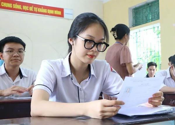 TPHCM yêu cầu không áp đặt tổ hợp môn thi tốt nghiệp THPT năm 2026