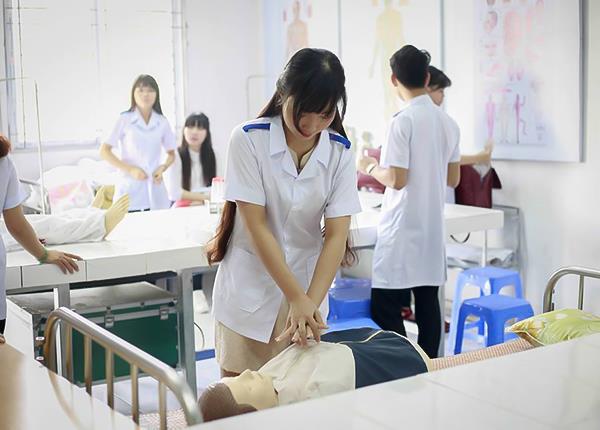 Trường Cao Đẳng Dược Sài Gòn tạo mọi điều kiện tốt nhất cho sinh viên
